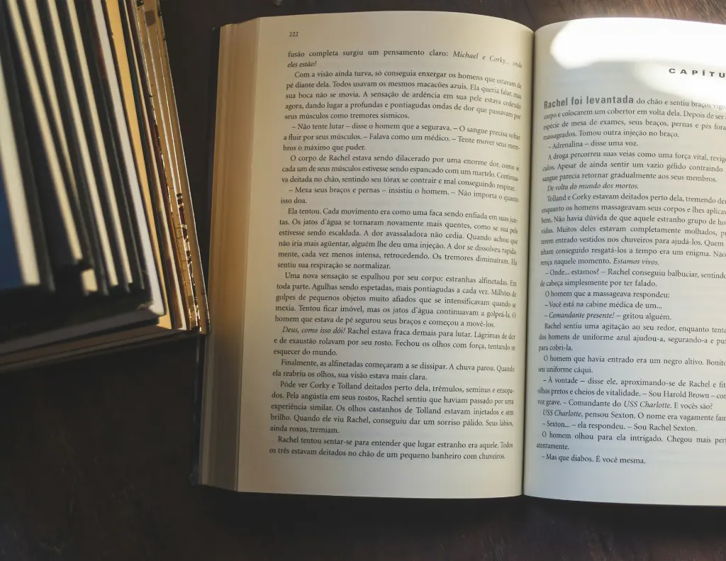 unsplash_b9wqkT0Yr6w_e book mockup.jpg.jpg.webp